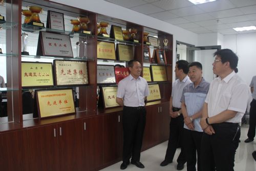 上级领导来我公司考察调研 上级领导来我公司考察调研